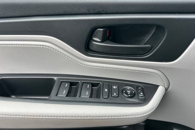 Certified 2023 Honda Odyssey EX image 10