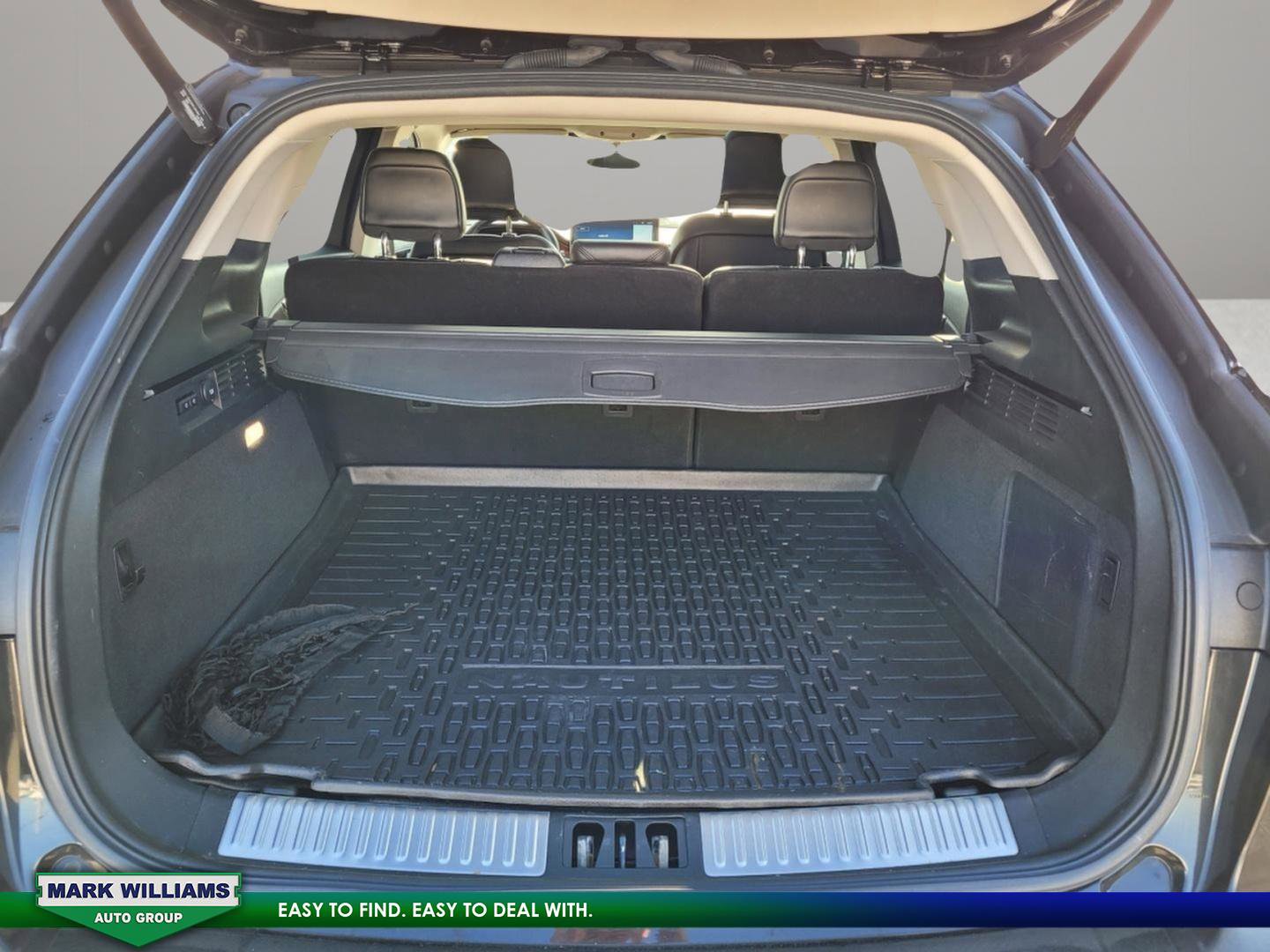 Used 2022 Lincoln Nautilus Reserve w/ Equipment Group 201A image 29