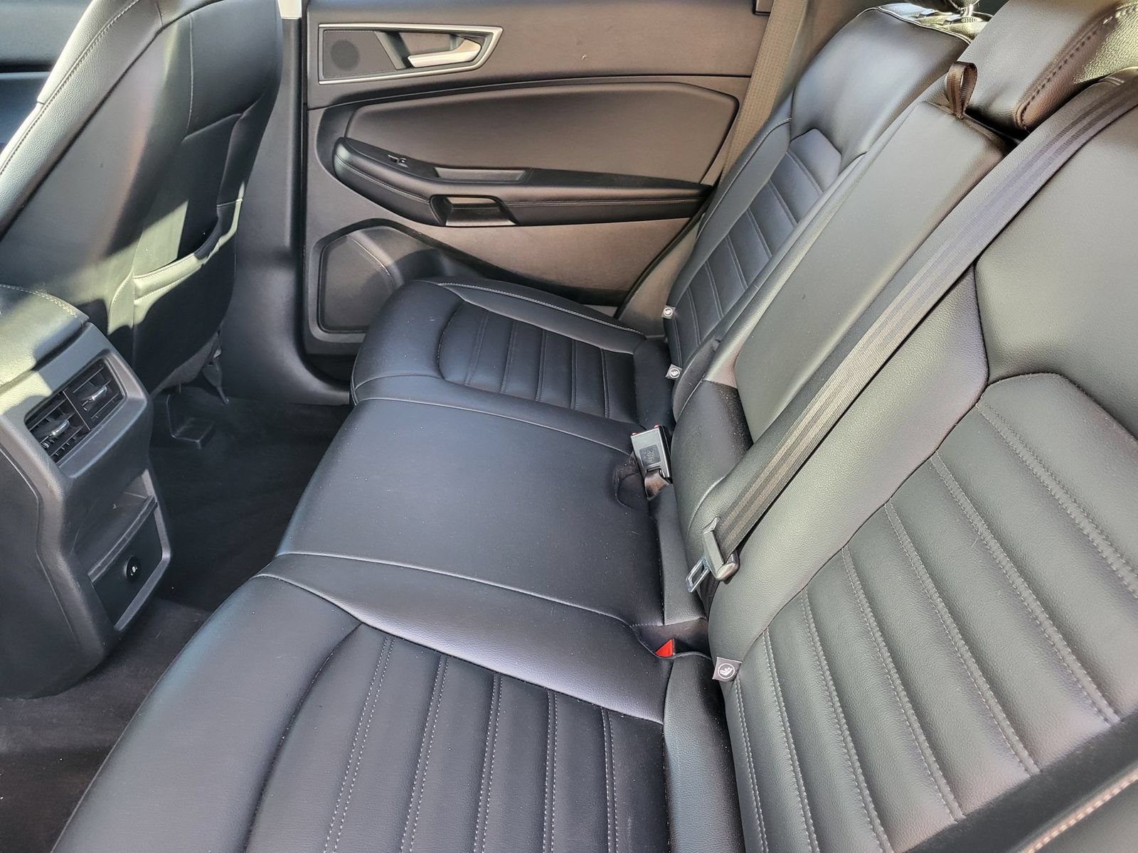 Used 2022 Ford Edge SEL AWD/4WD image 29