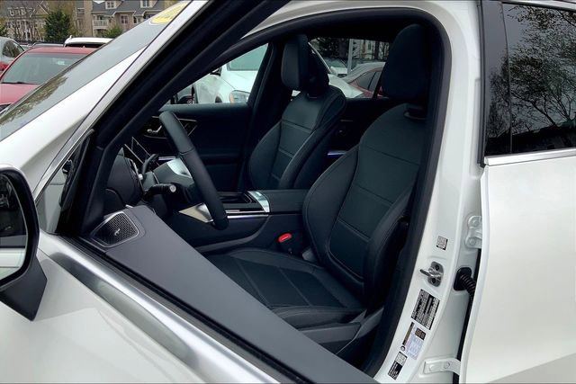 Used 2026 Mercedes-Benz GLC 300 4MATIC image 6