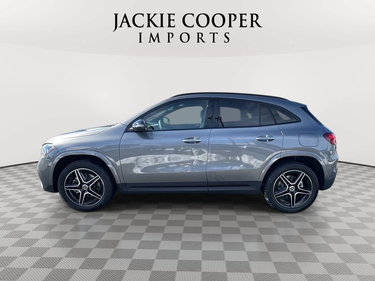 New 2026 Mercedes-Benz GLA 250 4MATIC image 2