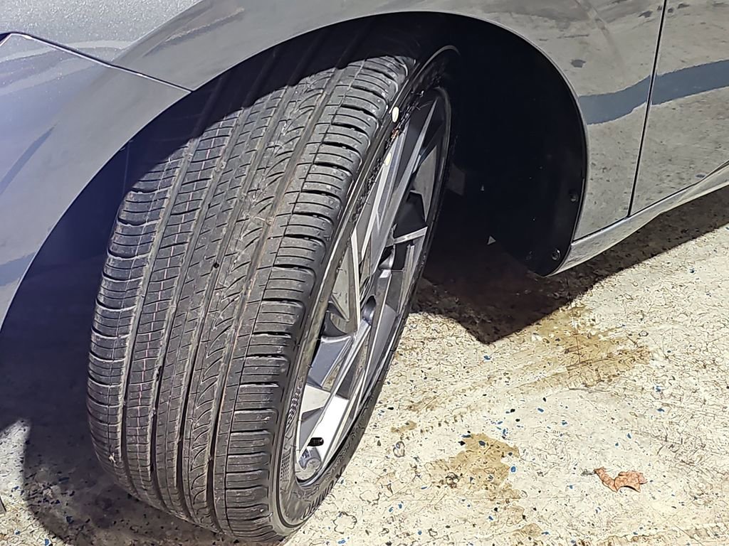 New 2025 Hyundai Elantra Sport image 30