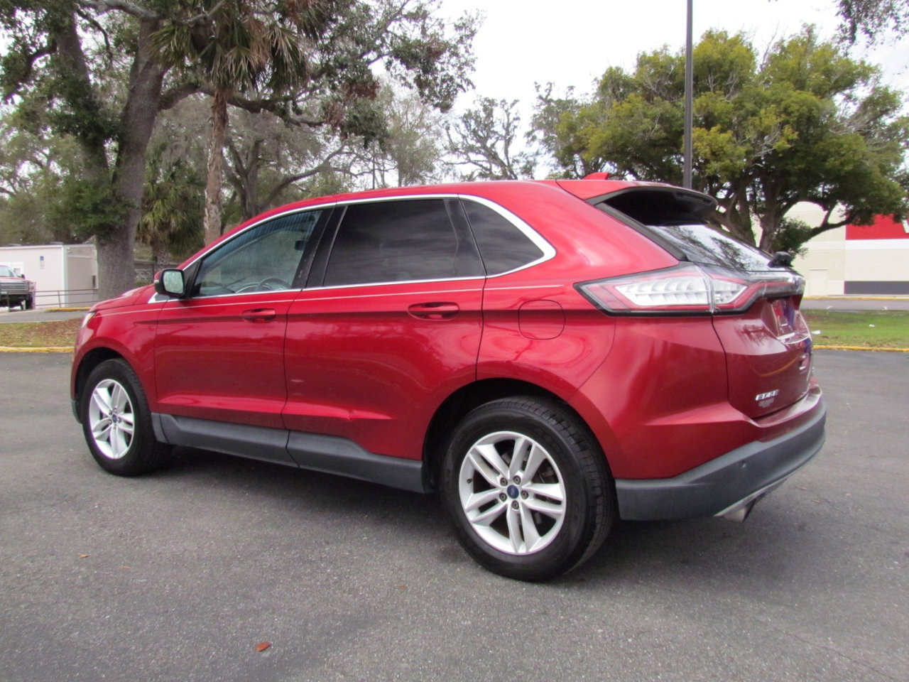 Used 2017 Ford Edge SEL w/ Equipment Group 201A image 6