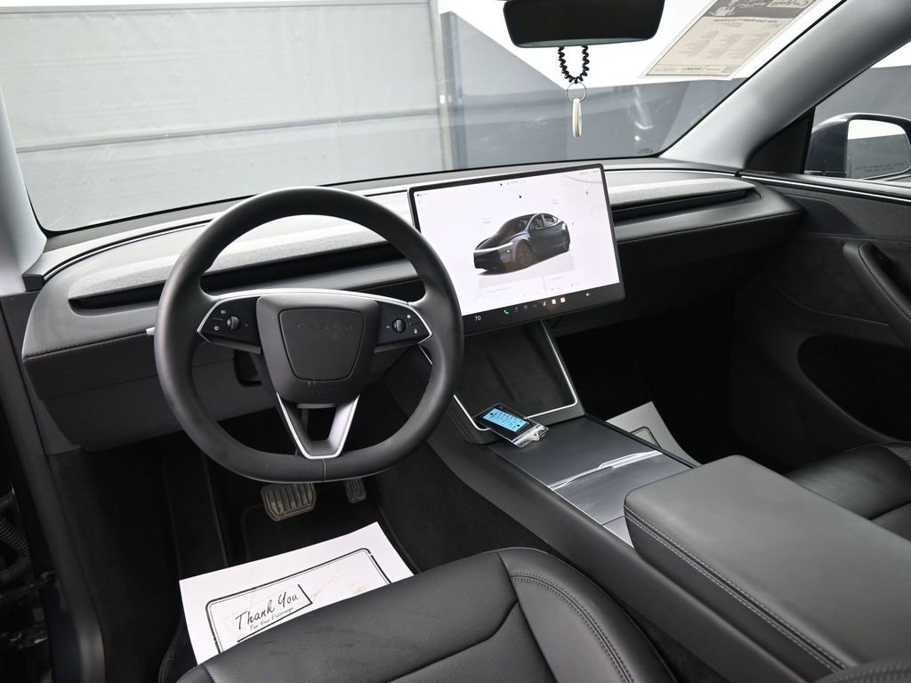 Used 2026 Tesla Model Y Long Range image 22