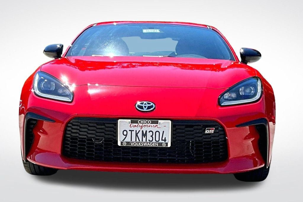 Used 2025 Toyota GR86 Premium w/ ALL Weather Mat Package (TMS) RWD image 2