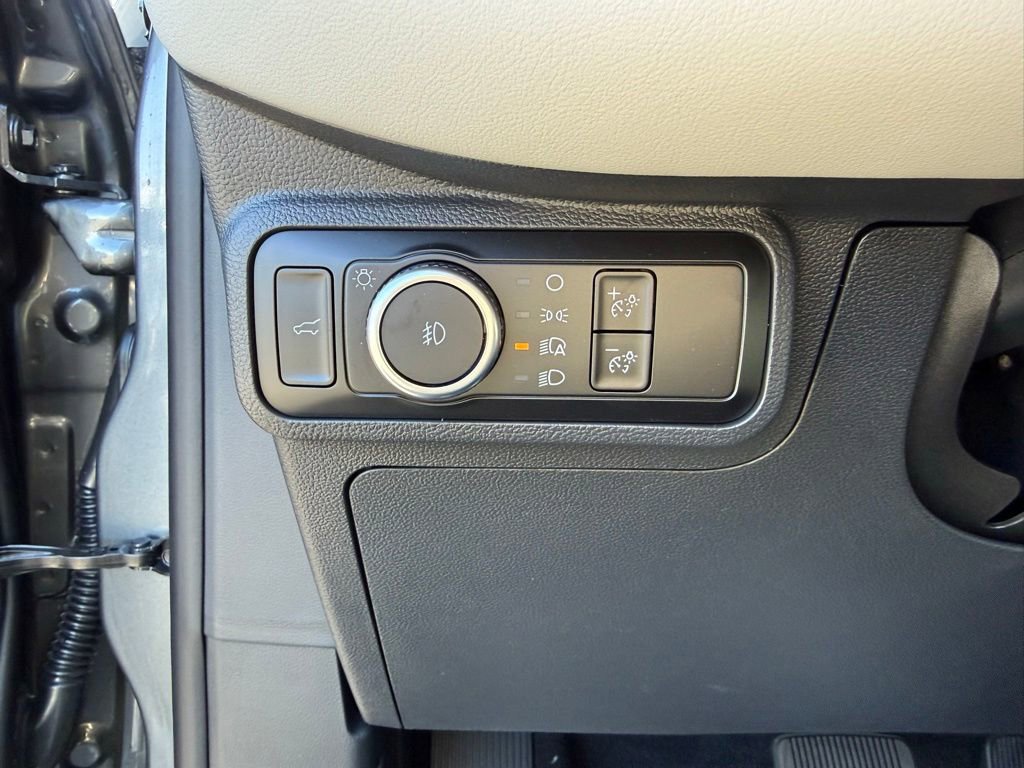 New 2026 Ford Explorer Active AWD/4WD image 17