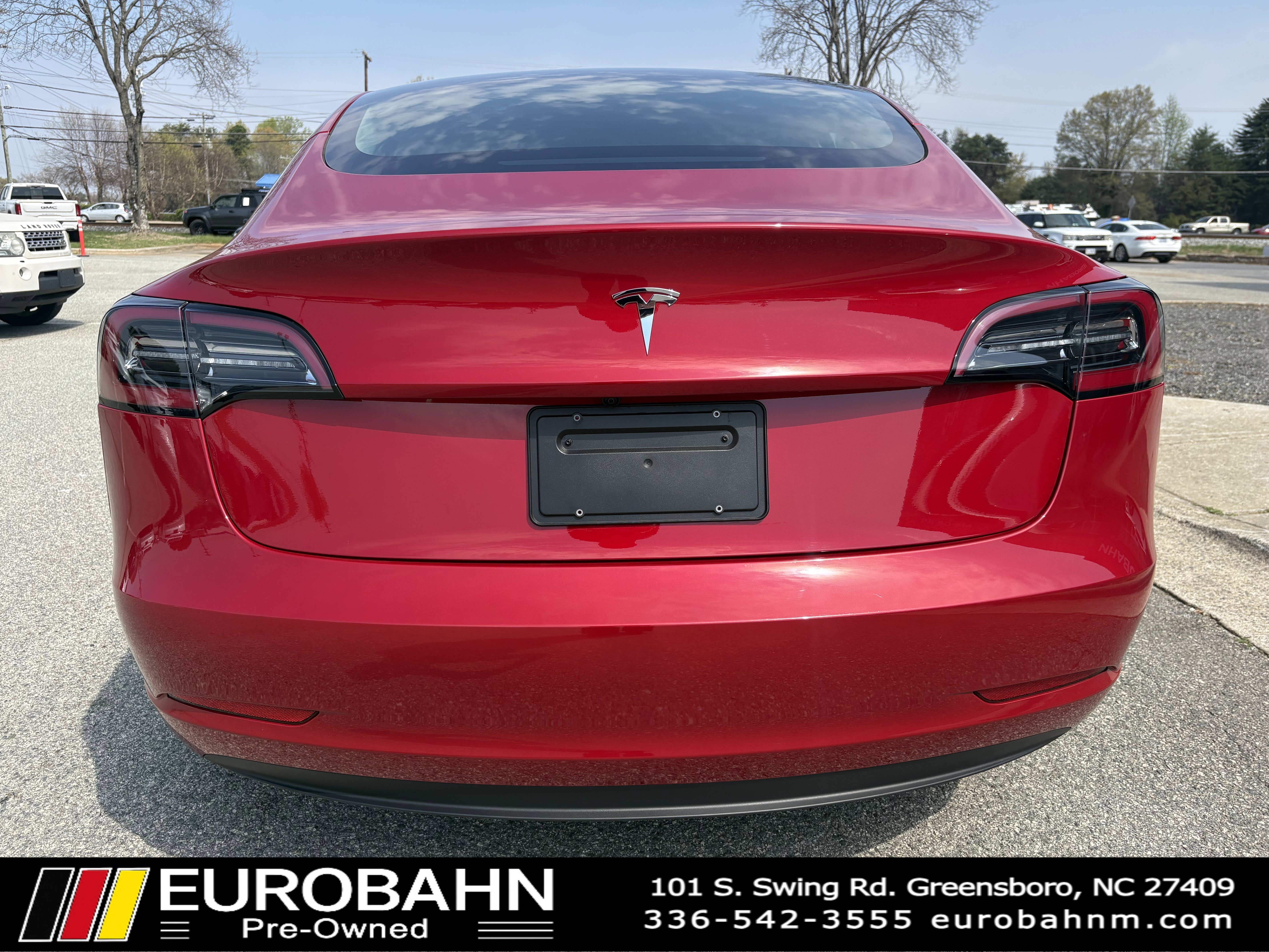 Used 2023 Tesla Model 3 Standard Range image 4