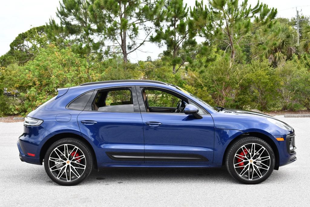 Used 2024 Porsche Macan S AWD/4WD image 34