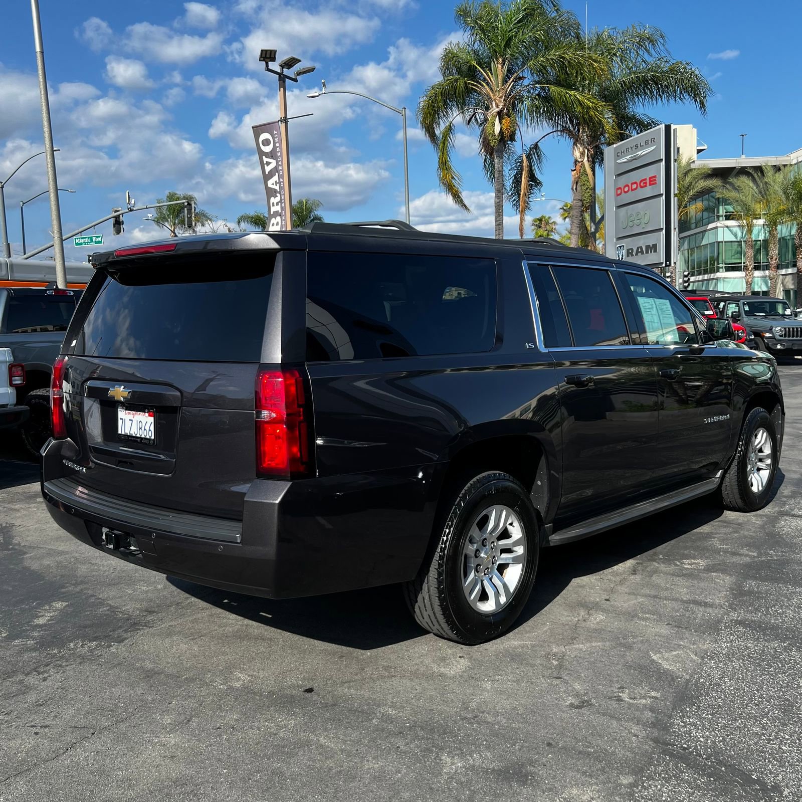 Used 2015 Chevrolet Suburban LS w/ Max Trailering Package RWD image 5