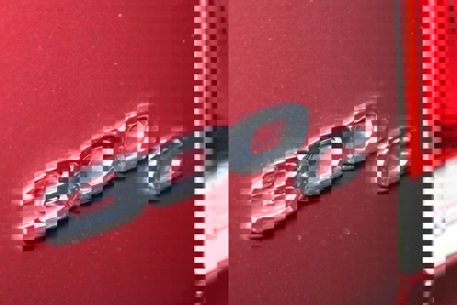 Used 2016 Chrysler 300 C image 7