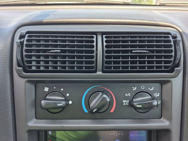 Used 2001 Ford Mustang Cobra RWD image 22