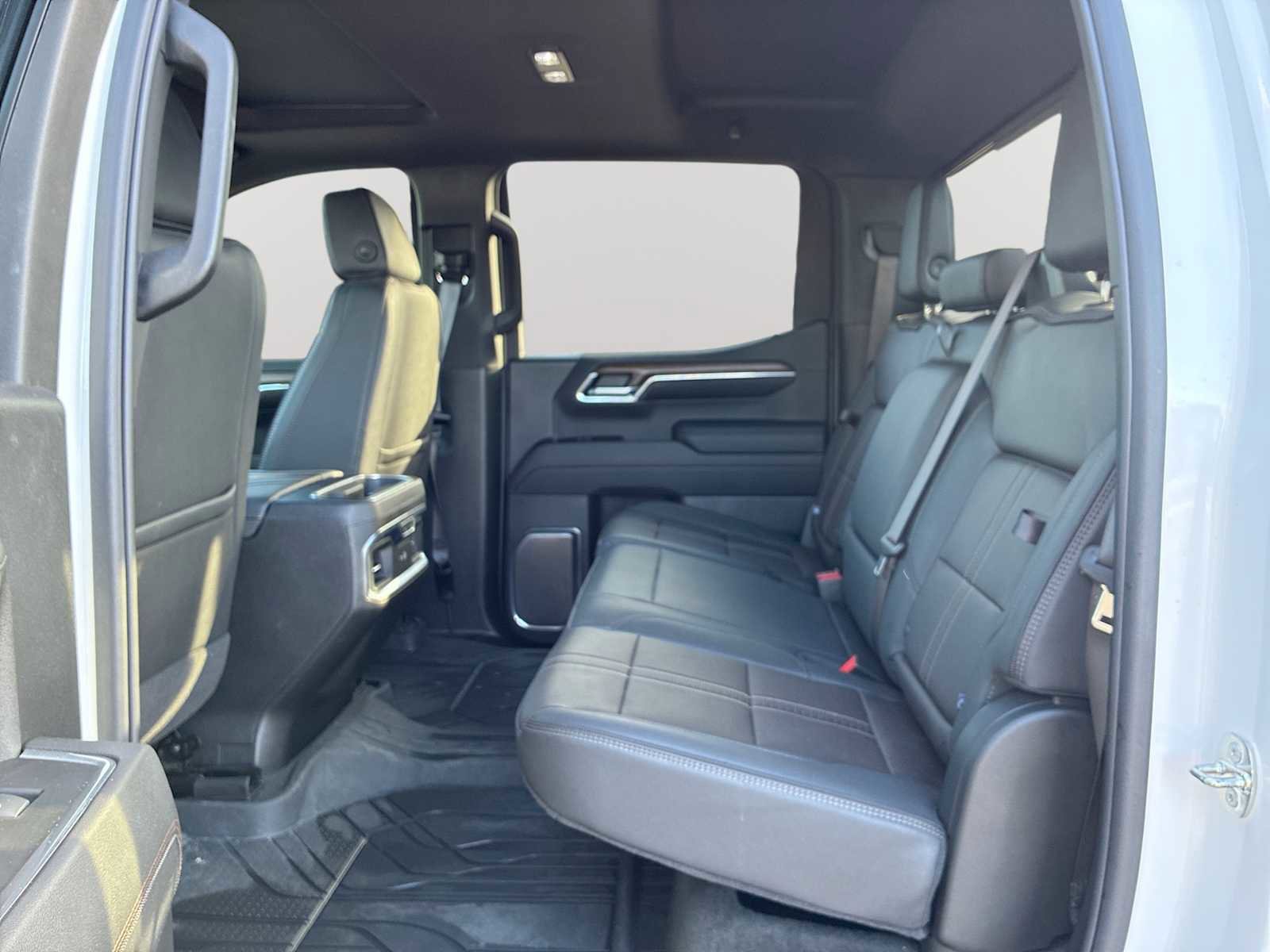 Certified 2024 Chevrolet Silverado 1500 High Country w/ High Country Premium Package image 26