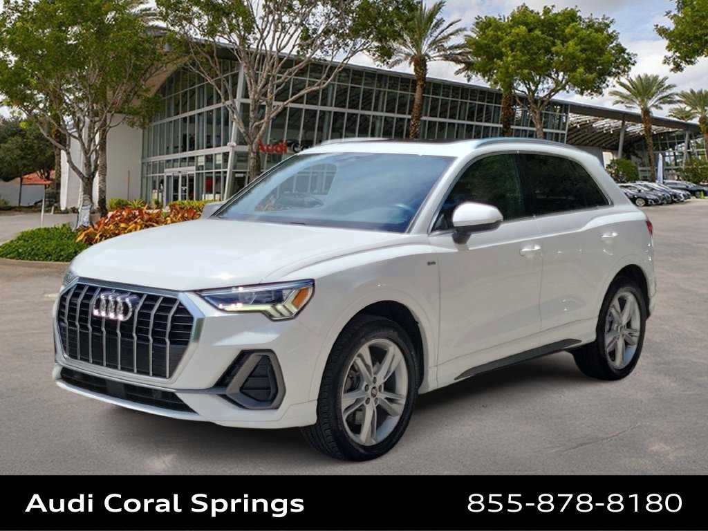 Certified 2024 Audi Q3 2.0T Premium AWD/4WD image 1
