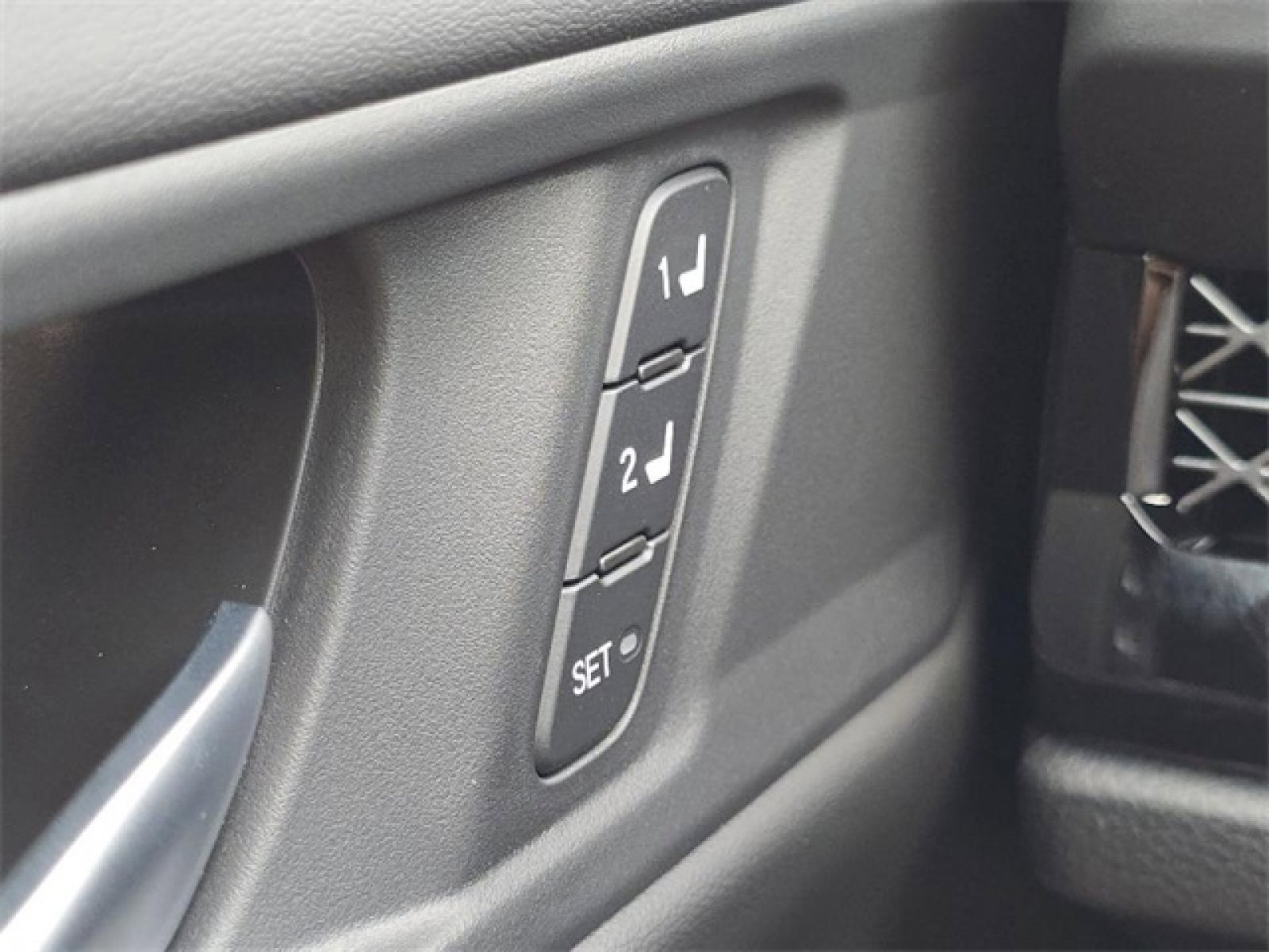 New 2025 Honda Accord EX-L image 21