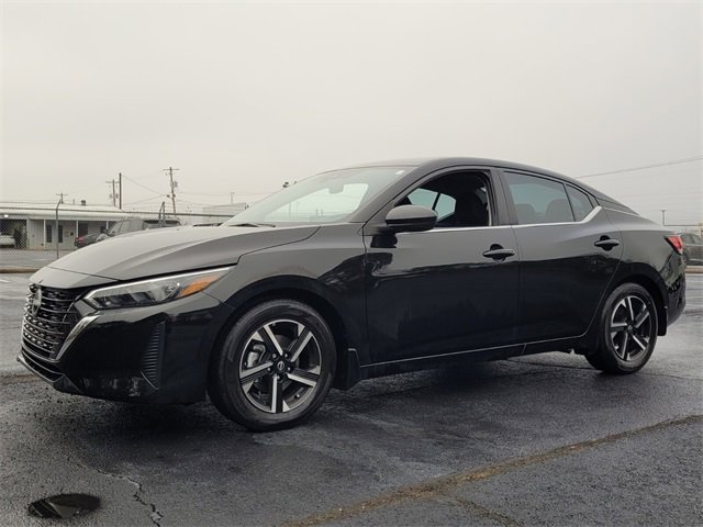 Used 2025 Nissan Sentra SV w/ All-Weather Package image 4