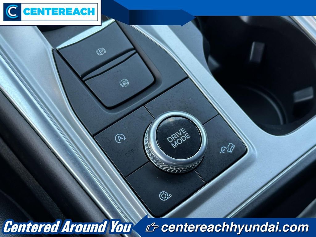 Used 2020 Ford Explorer XLT w/ Equipment Group 202A image 28