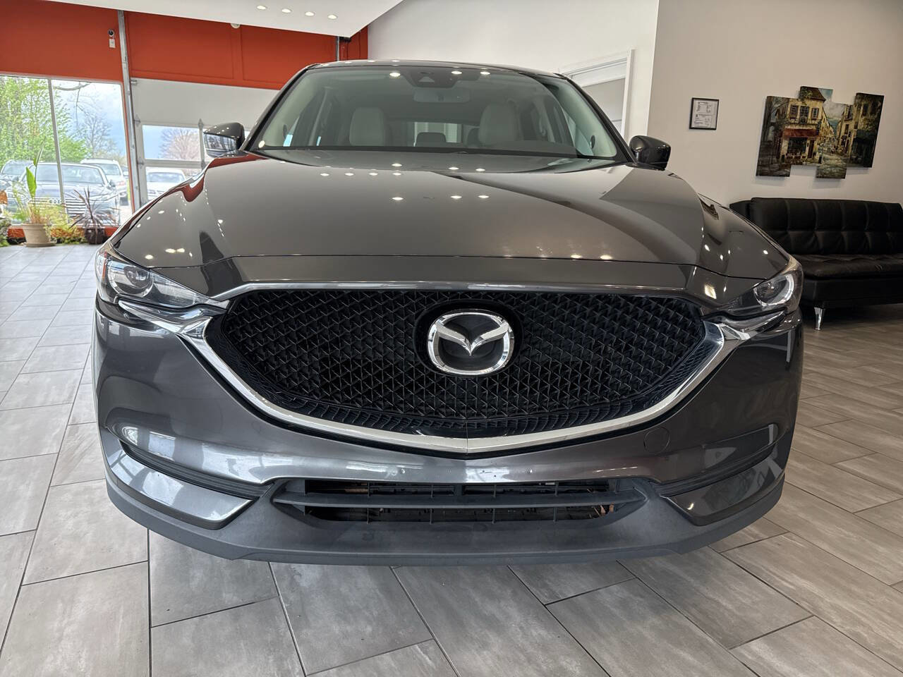 Used 2017 MAZDA CX-5 Touring w/ Preferred Equipment Package FWD image 3