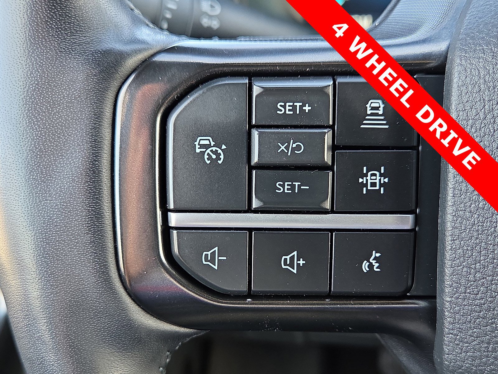 Used 2024 Ford F150 Platinum w/ Equipment Group 702A High image 21