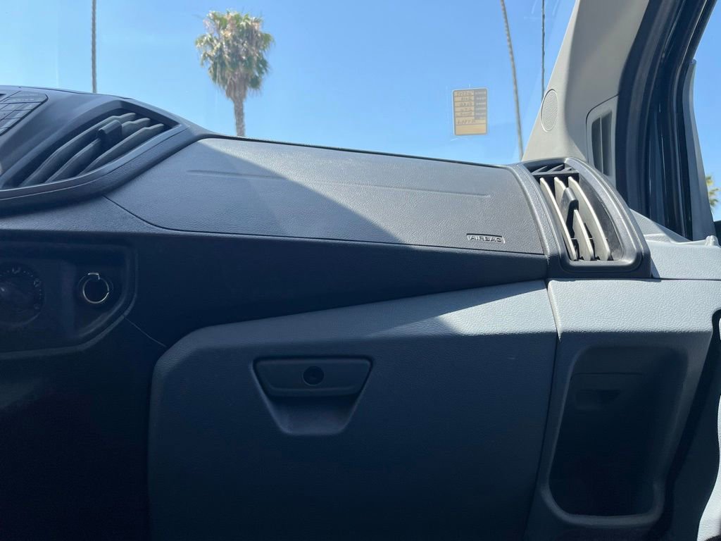 Used 2019 Ford Transit 250 148 High Roof Extended RWD image 18