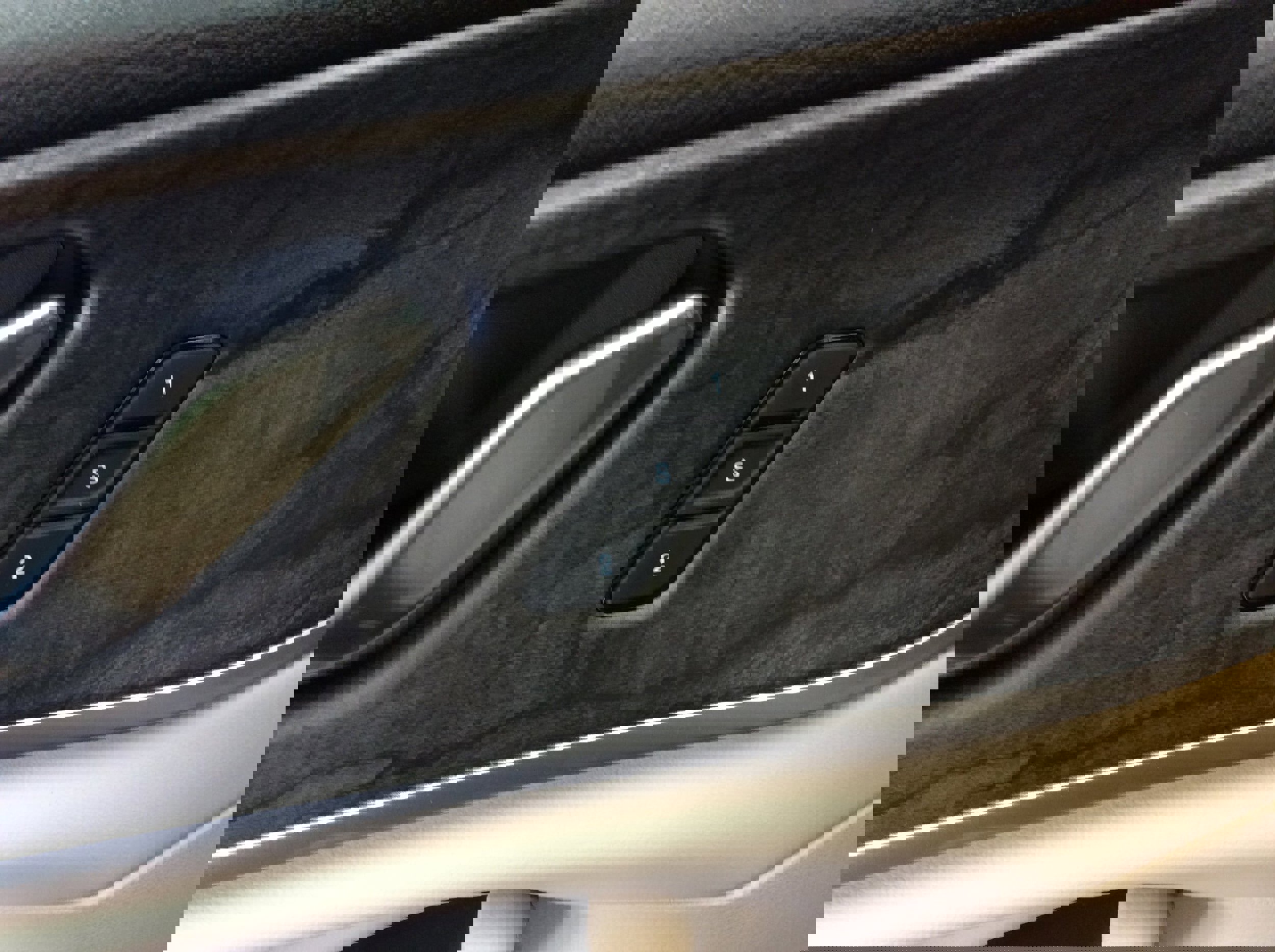 Used 2024 Jeep Grand Cherokee Limited image 15