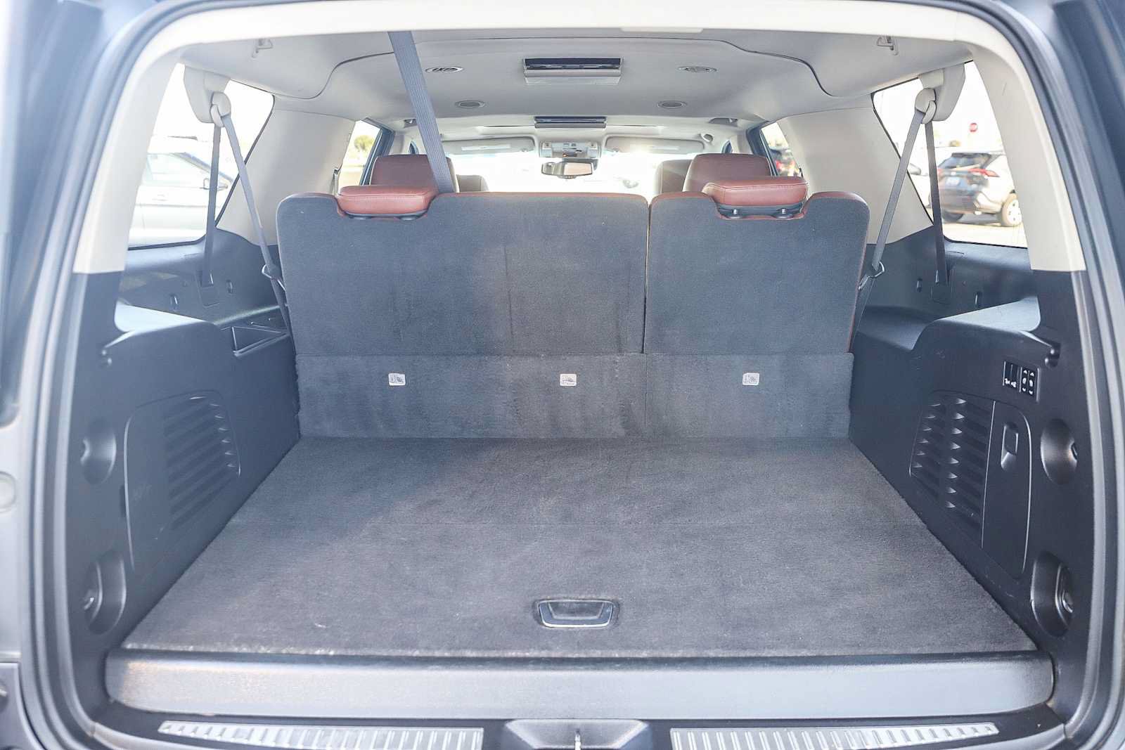 Used 2016 Cadillac Escalade ESV Premium AWD/4WD image 33