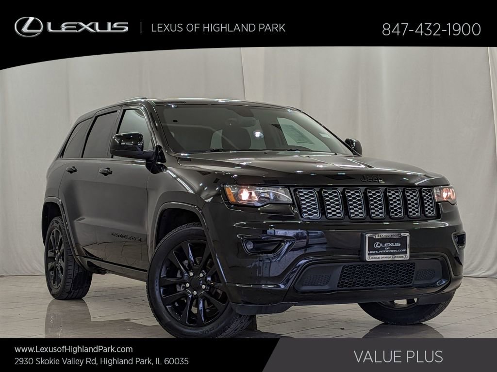 Used 2017 Jeep Grand Cherokee Altitude image 1
