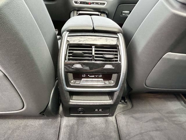 Used 2026 BMW X5 M60i w/ Executive Package AWD/4WD image 9