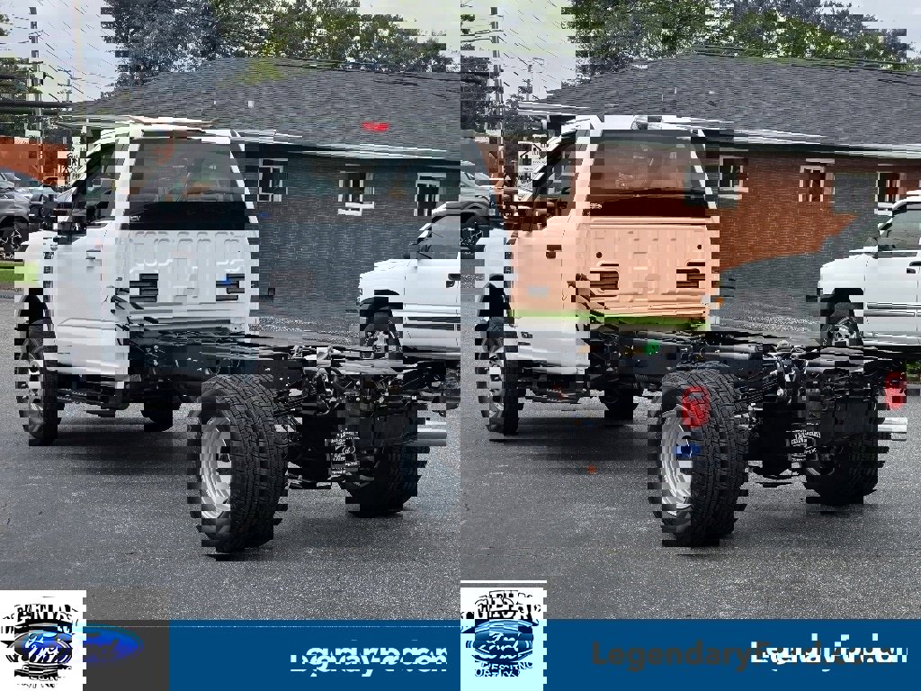 New 2026 Ford F350 XL w/ XL Chrome Package image 2