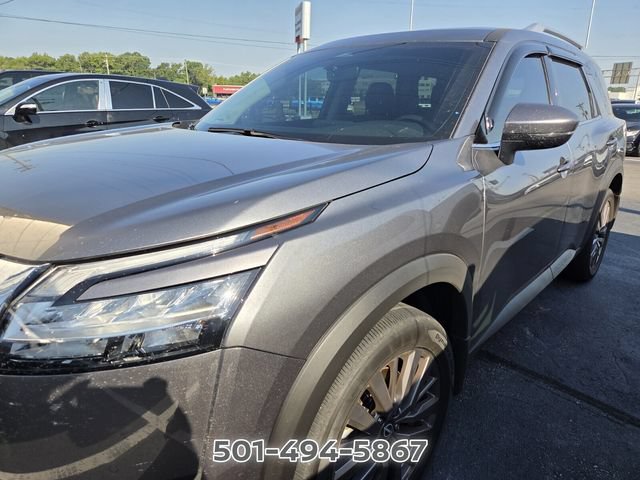 Used 2024 Nissan Pathfinder SL w/ SL Premium Package FWD image 10