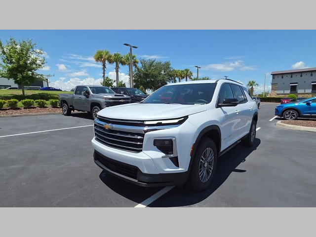 New 2026 Chevrolet Traverse LT w/ Driver Confidence Package AWD/4WD image 23