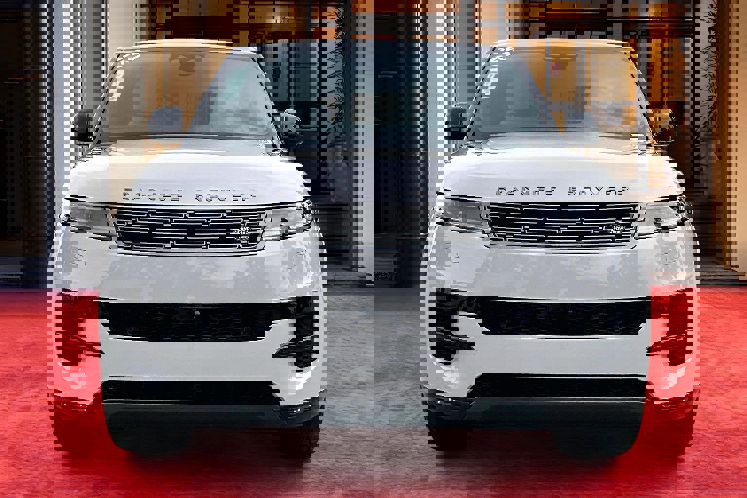 Used 2025 Land Rover Range Rover Sport image 2