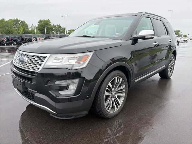 Used 2016 Ford Explorer Platinum AWD/4WD image 2