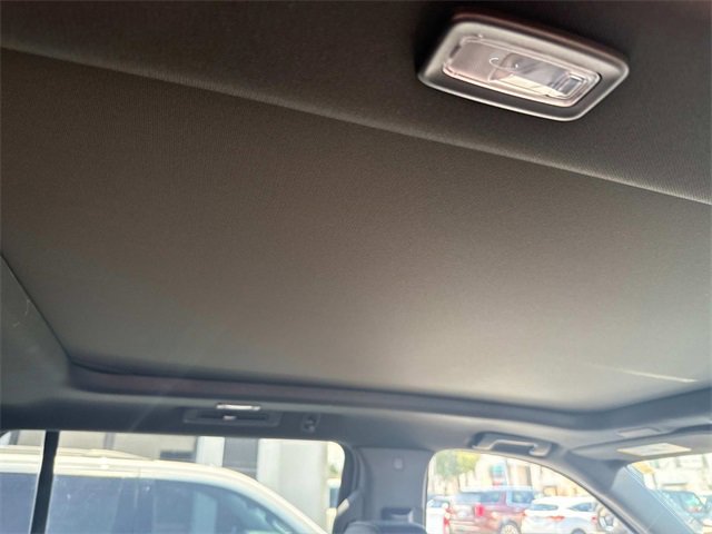 Certified 2025 GMC Yukon XL Denali w/ Sun & Power Step Package image 12