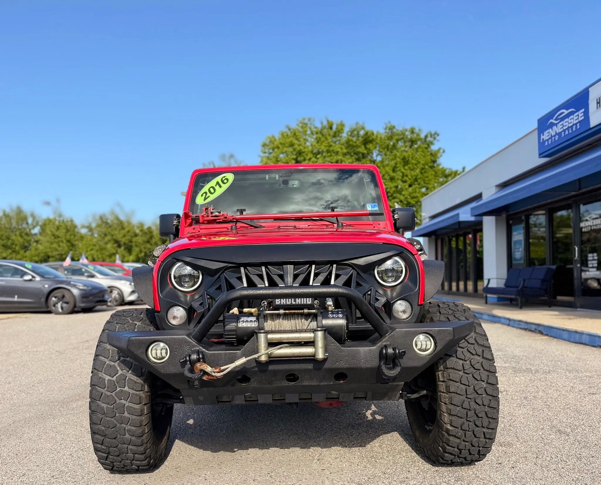 Used 2016 Jeep Wrangler Unlimited Sahara w/ Connectivity Group AWD/4WD image 32