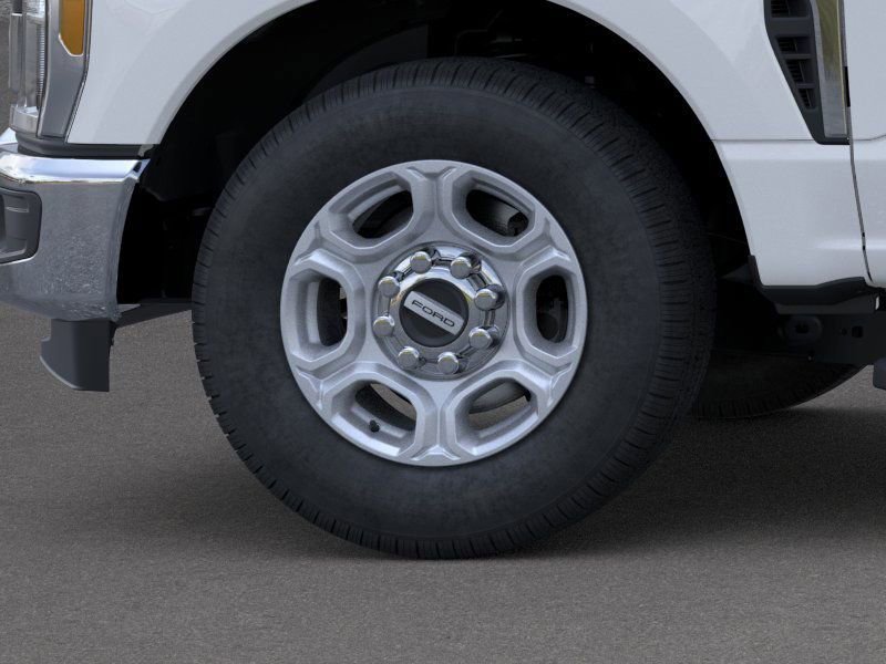 New 2026 Ford F250 XLT w/ F-250 >10K GVWR Package image 19