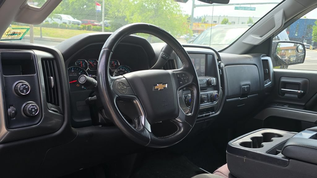 Used 2016 Chevrolet Silverado 1500 LT w/ Midnight Edition AWD/4WD image 10