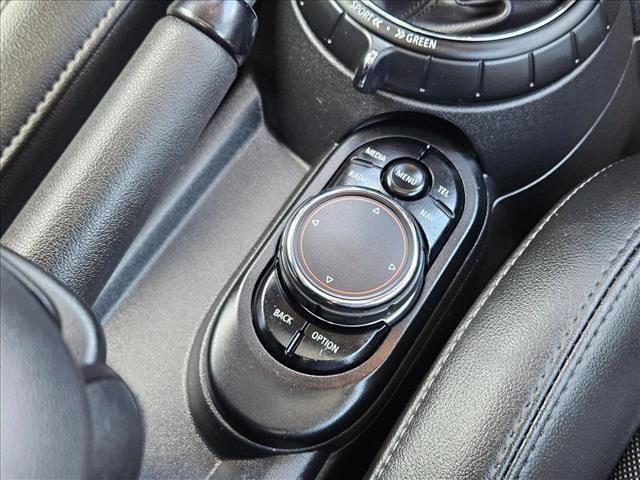 Used 2015 MINI Cooper S image 19