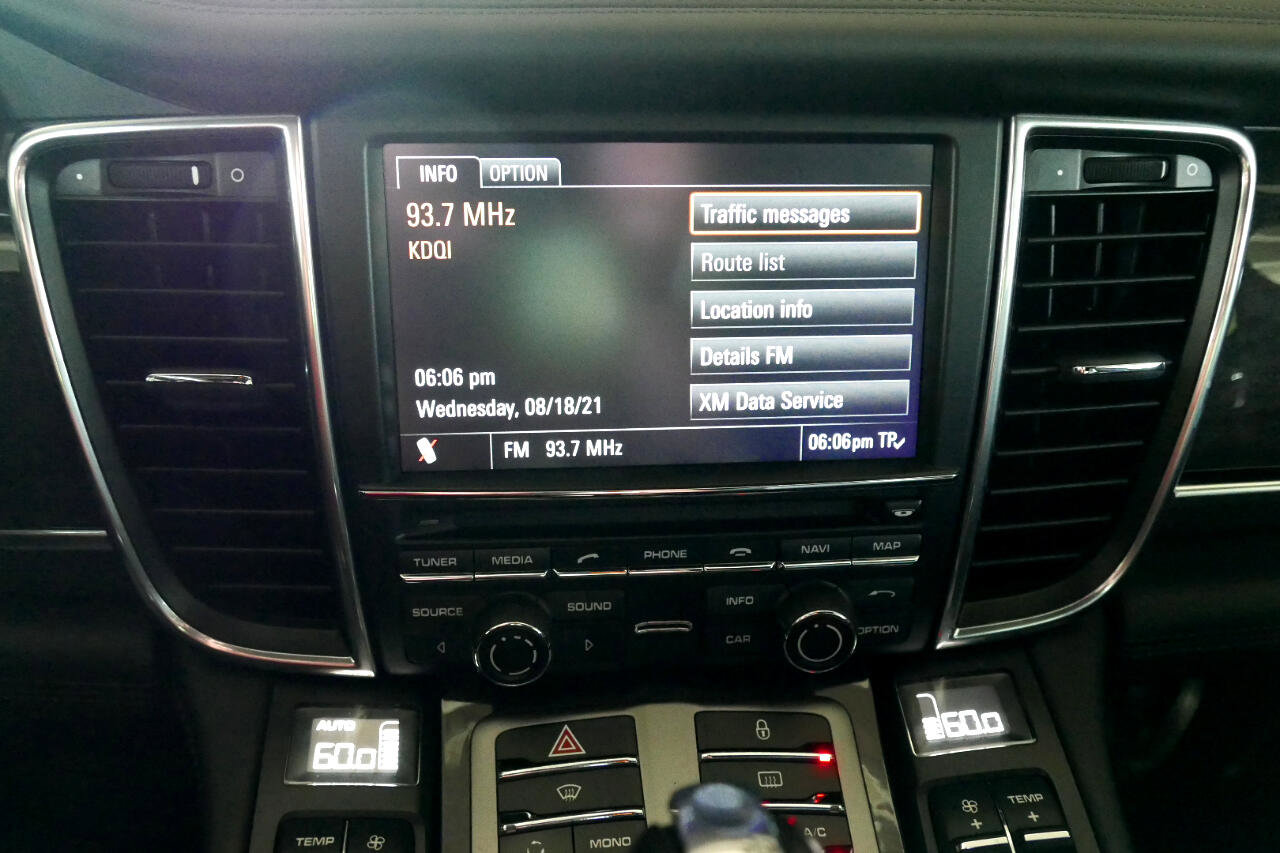 Used 2012 Porsche Panamera Turbo S image 16