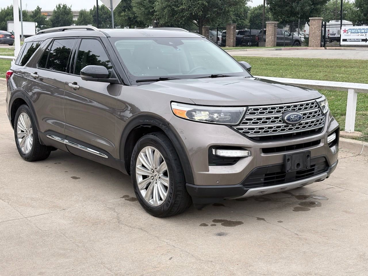 Used 2021 Ford Explorer Limited w/ Equipment Group 301A RWD image 1