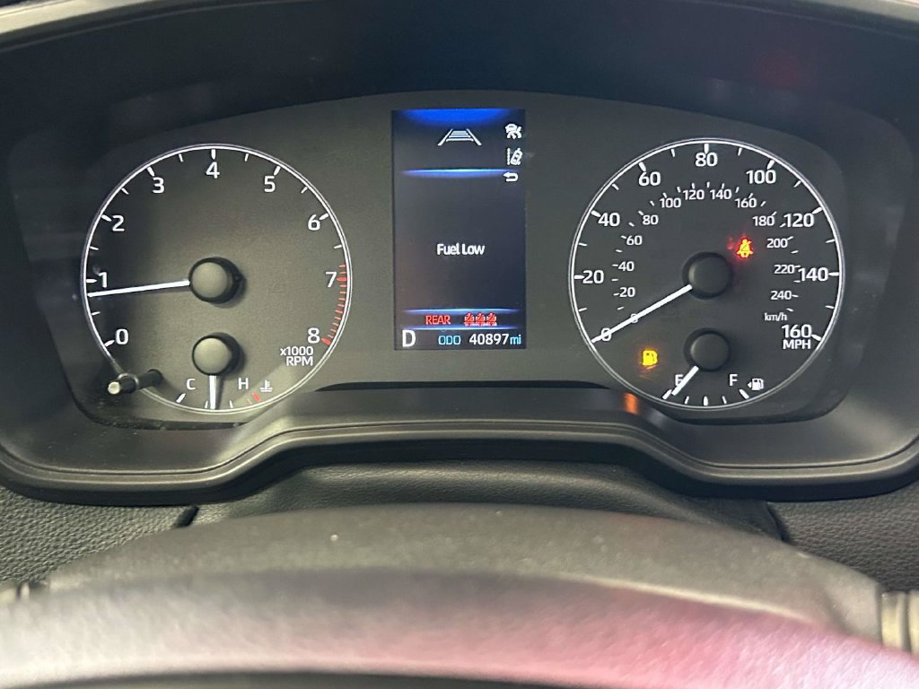 Certified 2025 Toyota Corolla LE FWD image 29