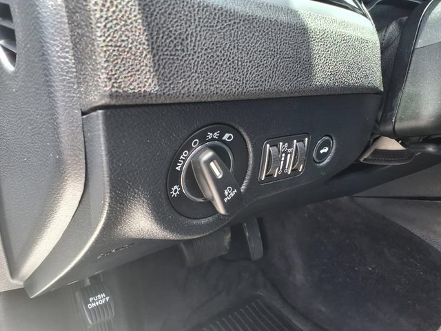 Used 2017 Chrysler 300 S RWD image 30
