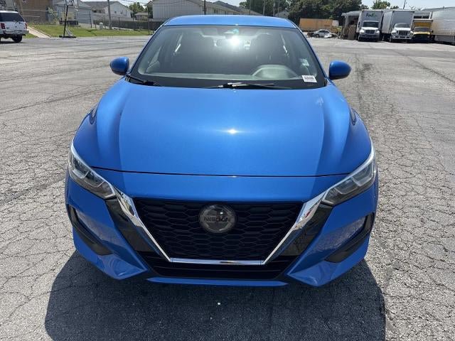 Used 2021 Nissan Sentra SV FWD image 2