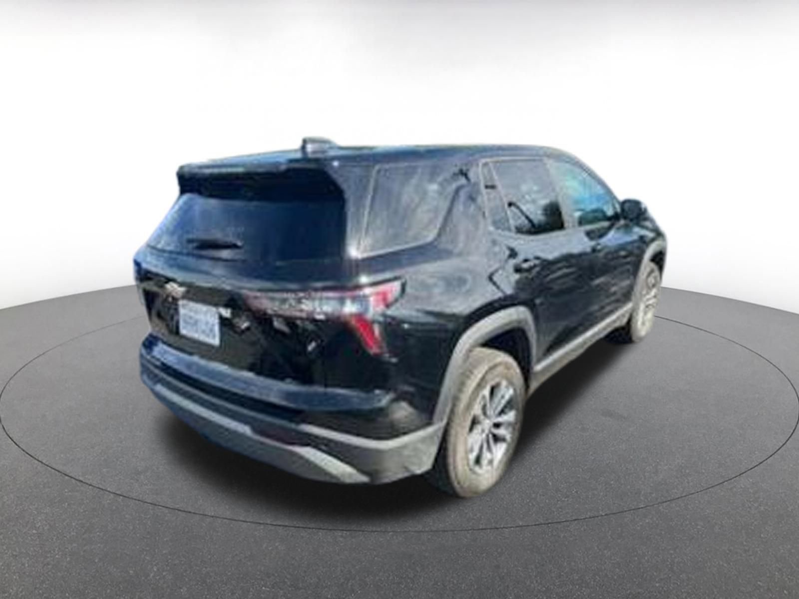 Used 2025 Chevrolet Equinox LT image 4