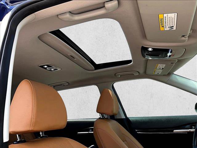Used 2025 Kia Seltos EX w/ EX Sunroof Package FWD image 16