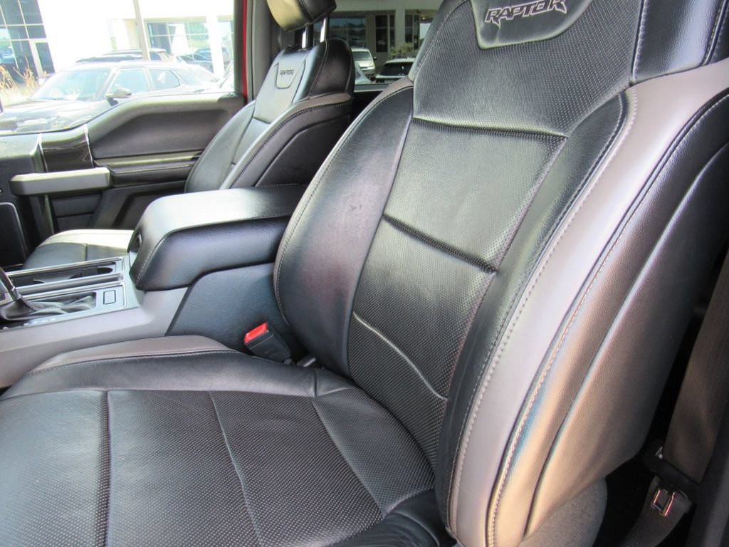Used 2018 Ford F150 Raptor w/ Equipment Group 802A Luxury AWD/4WD image 14