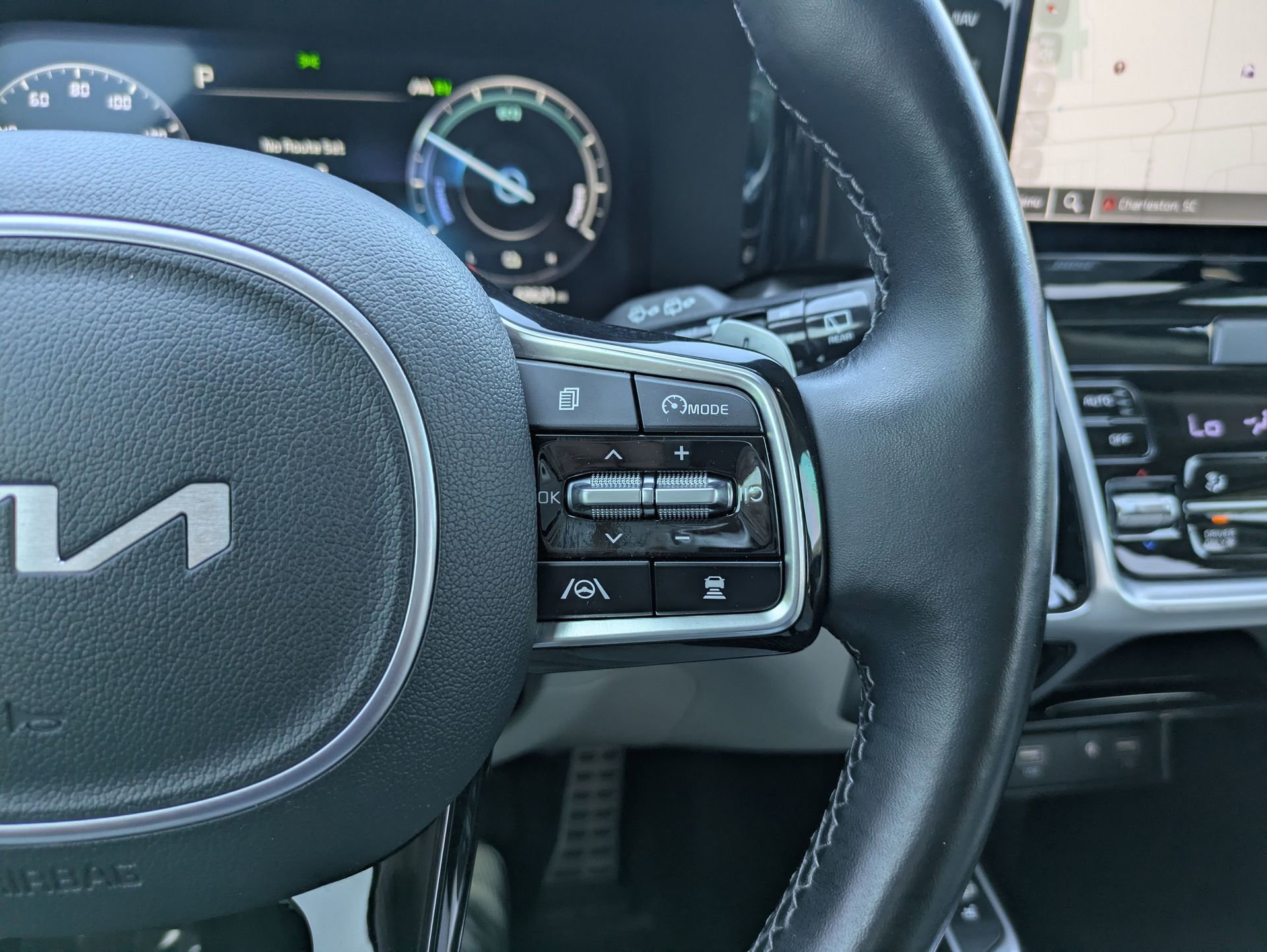 Used 2023 Kia Sorento SX Prestige image 33