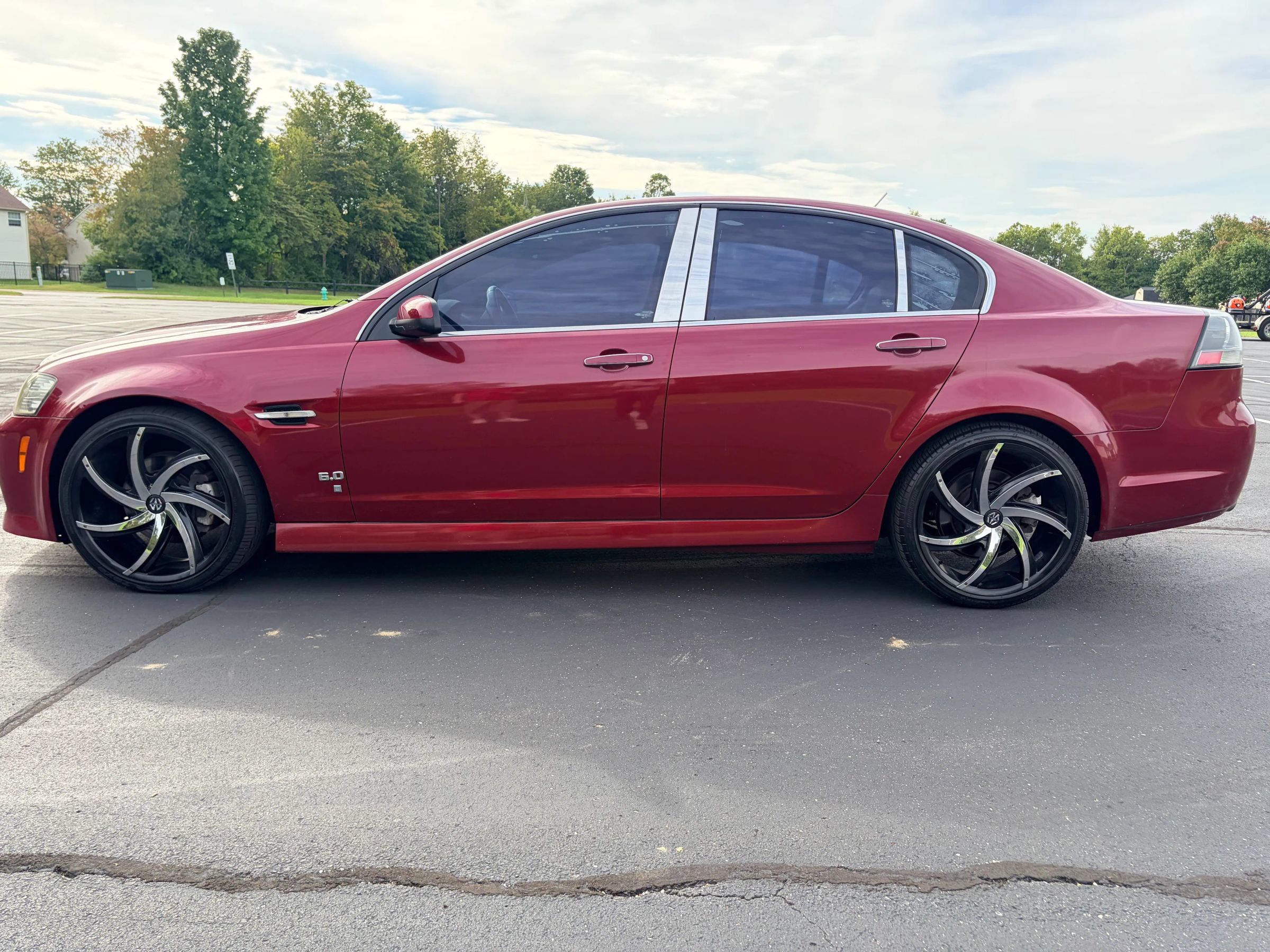 Used 2009 Pontiac G8 GT w/ Premium Package RWD image 2