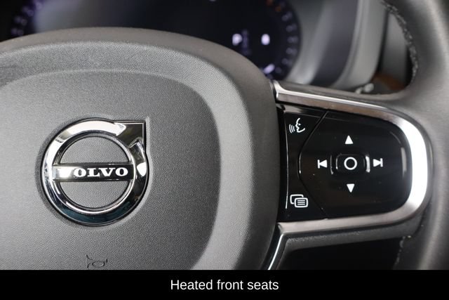 Used 2024 Volvo XC60 B5 Plus AWD/4WD image 8