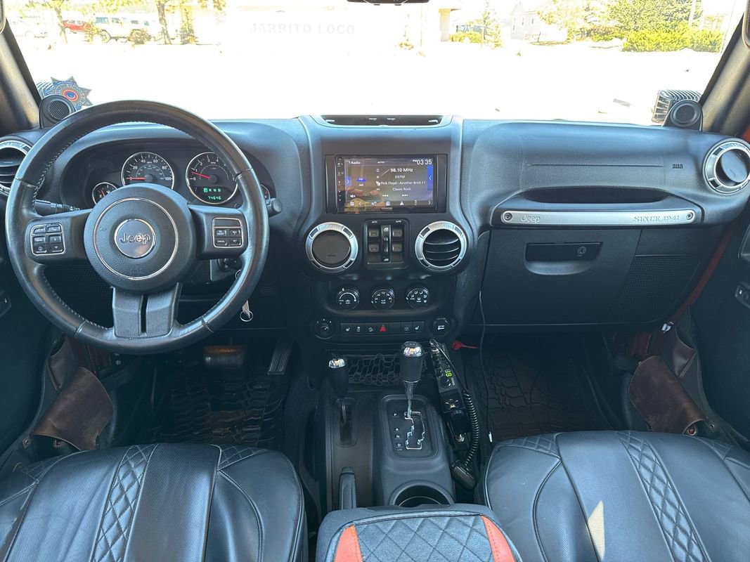 Used 2014 Jeep Wrangler Unlimited Rubicon w/ Connectivity Group AWD/4WD image 21