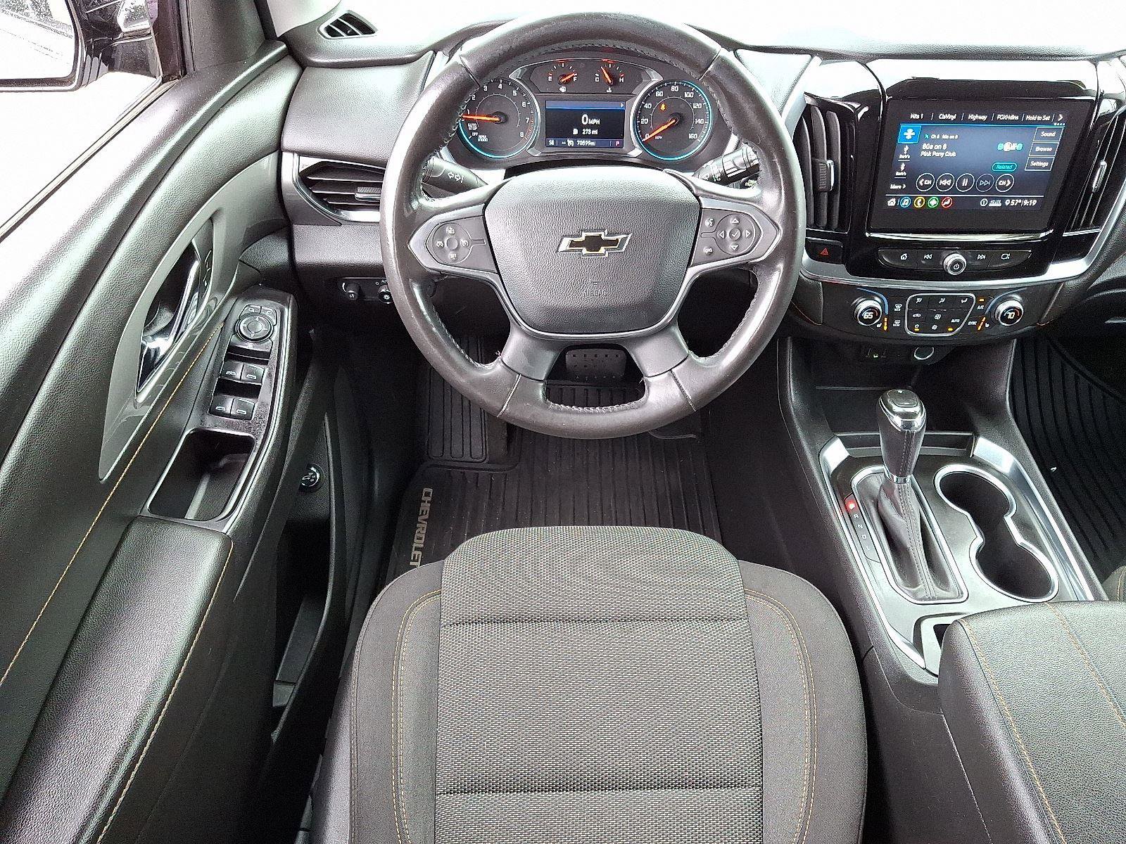 Used 2020 Chevrolet Traverse LT image 13